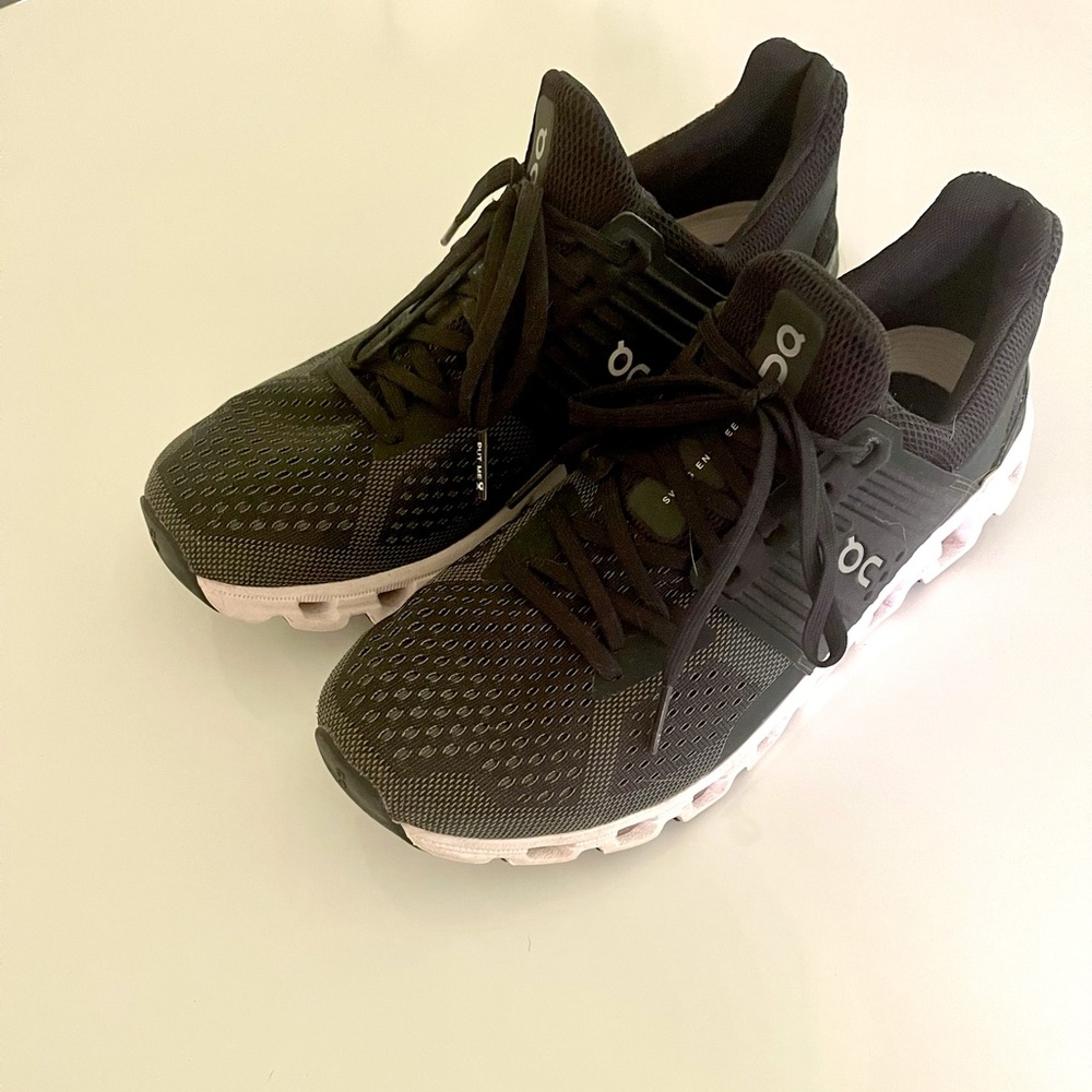 On Cloud Women’s Sneakers